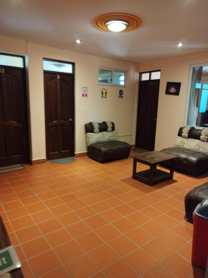 Uyuni Hostal Yokoso Bed & Breakfast ภายนอก รูปภาพ